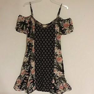 Adorable Boho off-shoulder, flutter sleeved dress